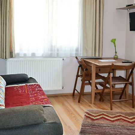 Topkapi Apartment